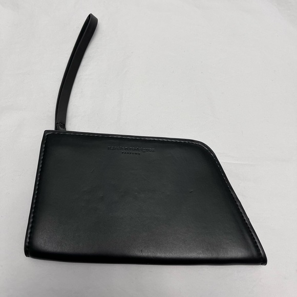 Narciso Rodriguez Parfume Wristlet - Picture 1 of 13